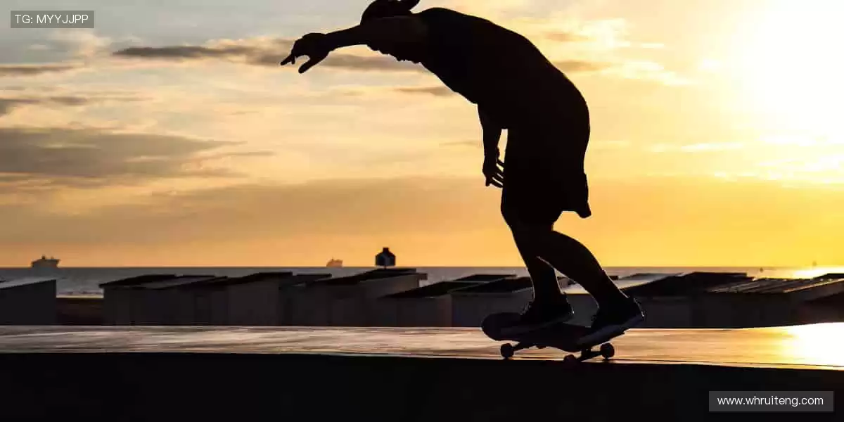 实时互动，弹幕狂欢！💬